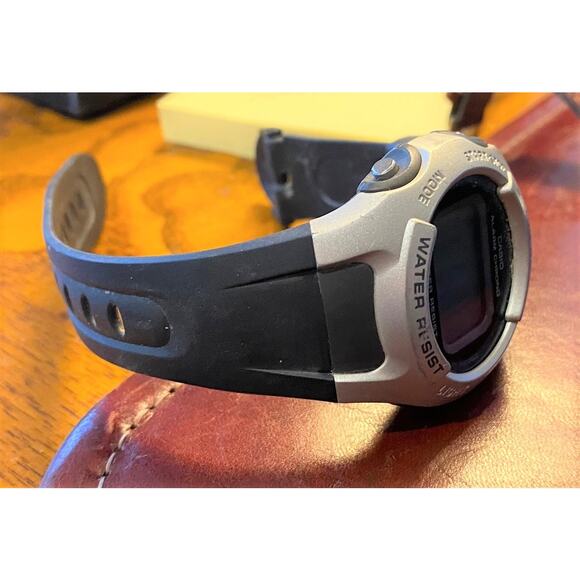 Men's 43mm Casio Alarm Chrono watch, WR 50M, W-42H - Picture 2 of 4